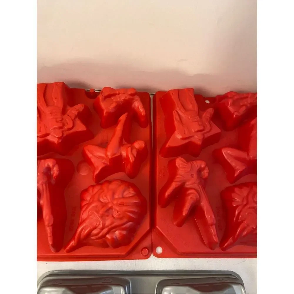 Jello Molds 10 pieces Power Rangers Star Wars‎ Disney Nascar ice age